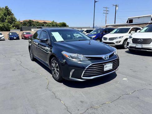 Used 2016 Toyota Avalon XLE Premium FWD image 9