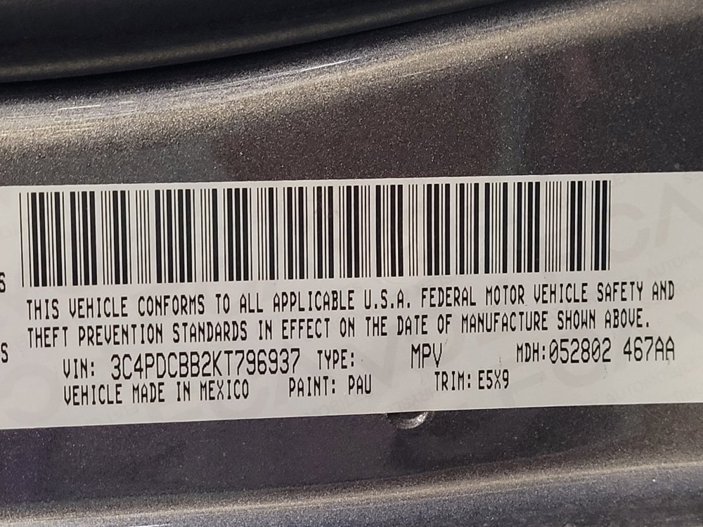 Used 2019 Dodge Journey SE w/ Connectivity Group FWD image 33