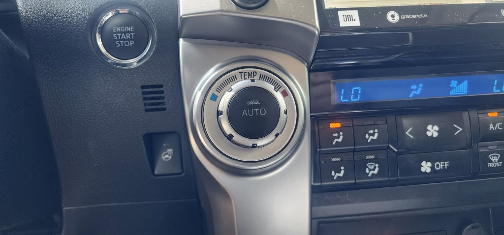 Used 2024 Toyota 4Runner Limited RWD image 37