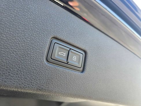 Used 2024 Audi RS Q8 AWD/4WD image 15