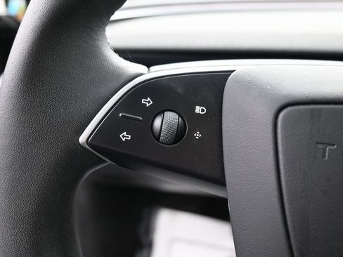 Used 2025 Tesla Model 3 Long Range image 19