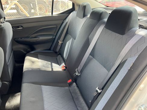 Used 2025 Nissan Versa SV image 34