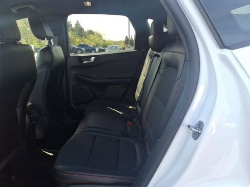 Certified 2023 Ford Escape ST-Line w/ Tech Pack #1 AWD/4WD image 9