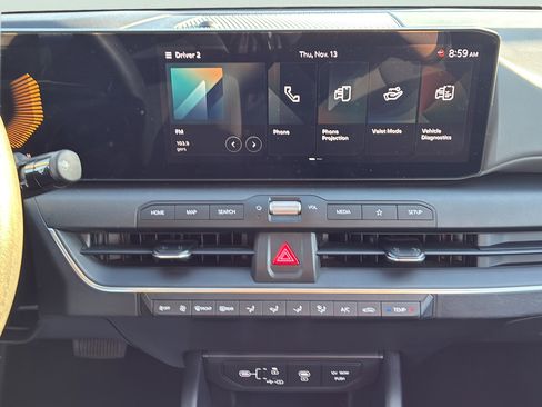Certified 2025 Kia K4 FWD image 27