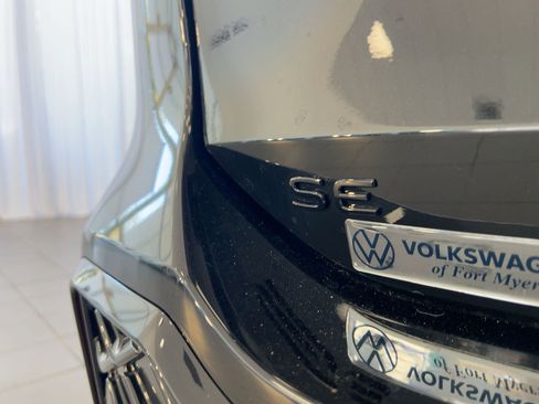 New 2026 Volkswagen Tiguan SE R-Line image 34
