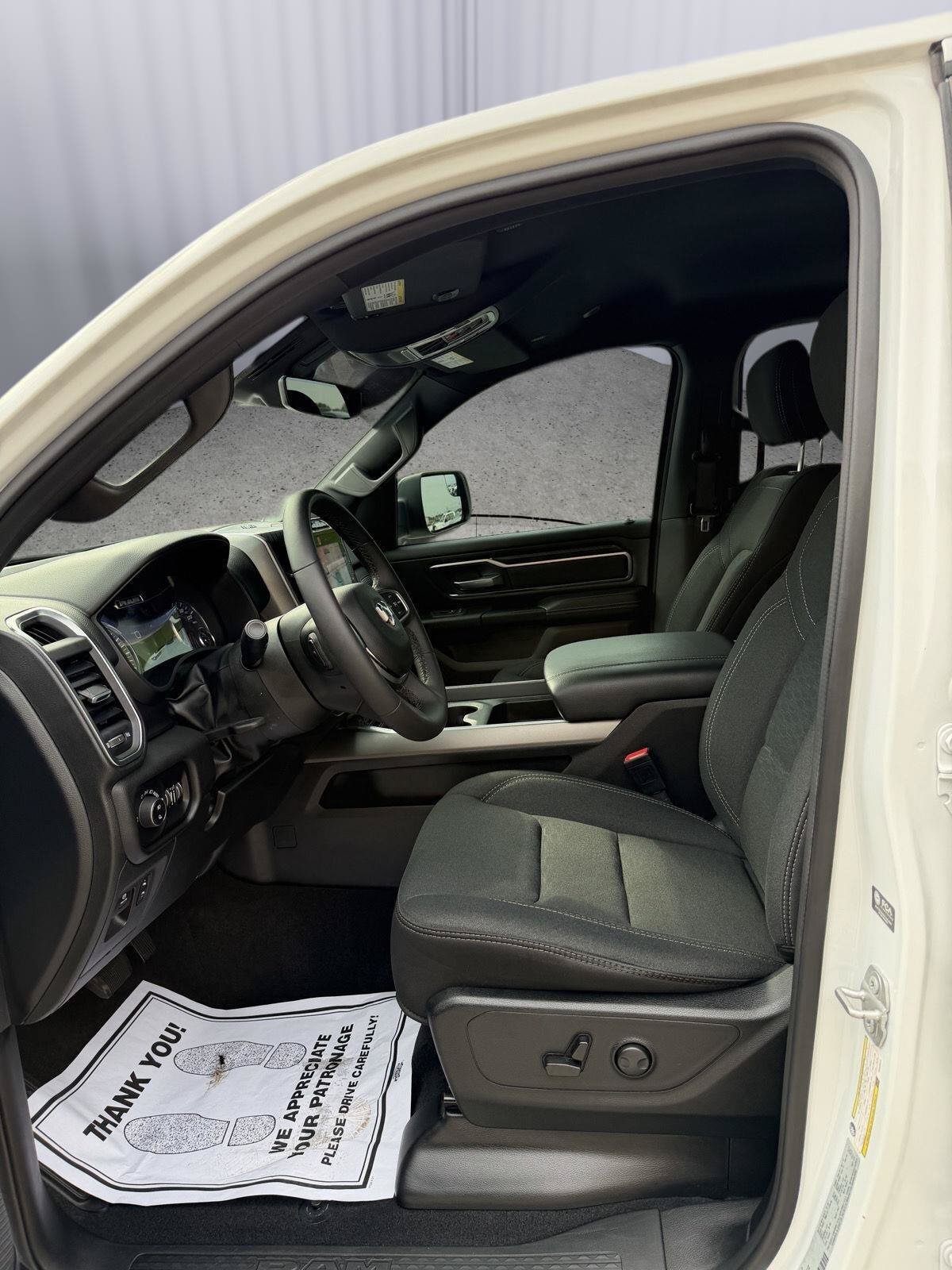 Used 2025 RAM 1500 Big Horn AWD/4WD image 20