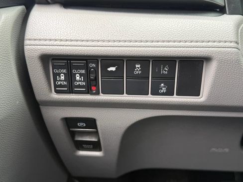 Used 2019 Honda Odyssey EX-L image 20