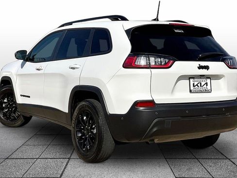 Used 2023 Jeep Cherokee Altitude Lux AWD/4WD image 11
