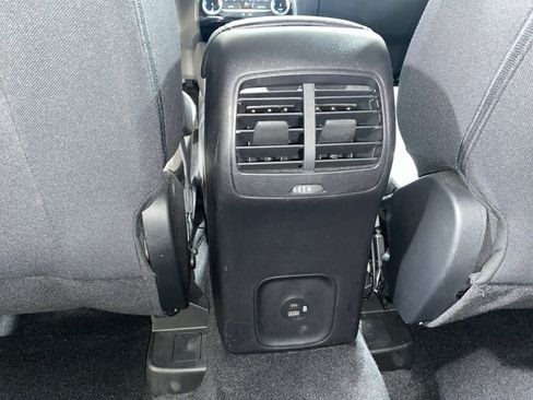 Used 2022 Ford Escape SE w/ Convenience Package image 32