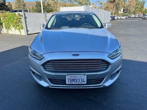 Used 2013 Ford Fusion SE FWD image 5