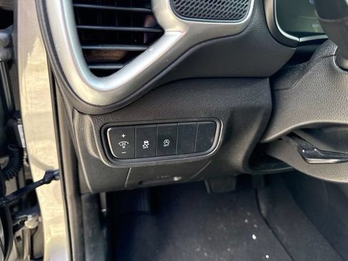 Certified 2024 Kia Soul LX w/ Option Group 015 FWD image 16