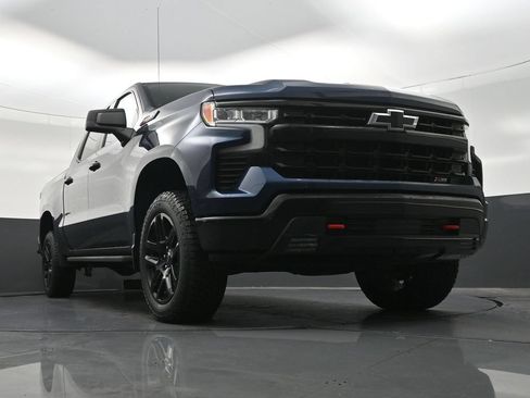 Used 2022 Chevrolet Silverado 1500 LT Trail Boss AWD/4WD image 29