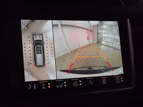 Used 2023 GMC Yukon Denali Ultimate AWD/4WD image 57