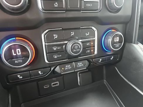 Used 2021 Chevrolet Tahoe RST w/ Luxury Package AWD/4WD image 59