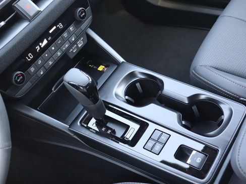 New 2026 Subaru Outback Limited image 15