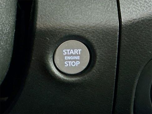 Used 2022 Nissan Frontier S w/ Technology Package image 29