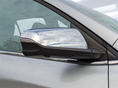 Used 2020 Chevrolet Equinox Premier image 13