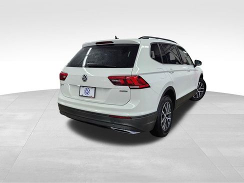 Used 2019 Volkswagen Tiguan SE w/ Panoramic Sunroof Package AWD/4WD image 6