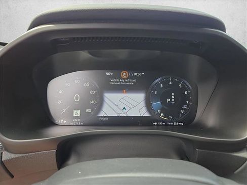 Used 2022 Volvo XC40 T5 R-Design w/ Advanced Package AWD/4WD image 11