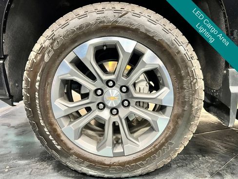 Used 2025 Chevrolet Silverado 1500 High Country AWD/4WD image 24