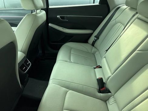 Used 2023 Hyundai Sonata Limited FWD image 10