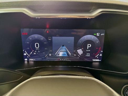 Used 2024 GMC Canyon Elevation w/ Convenience Package image 34