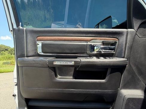 Used 2018 RAM 2500 Laramie w/ Sport Appearance Group AWD/4WD image 9