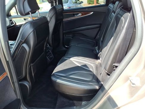 Used 2016 Lincoln MKX Select w/ Climate Package AWD/4WD image 11