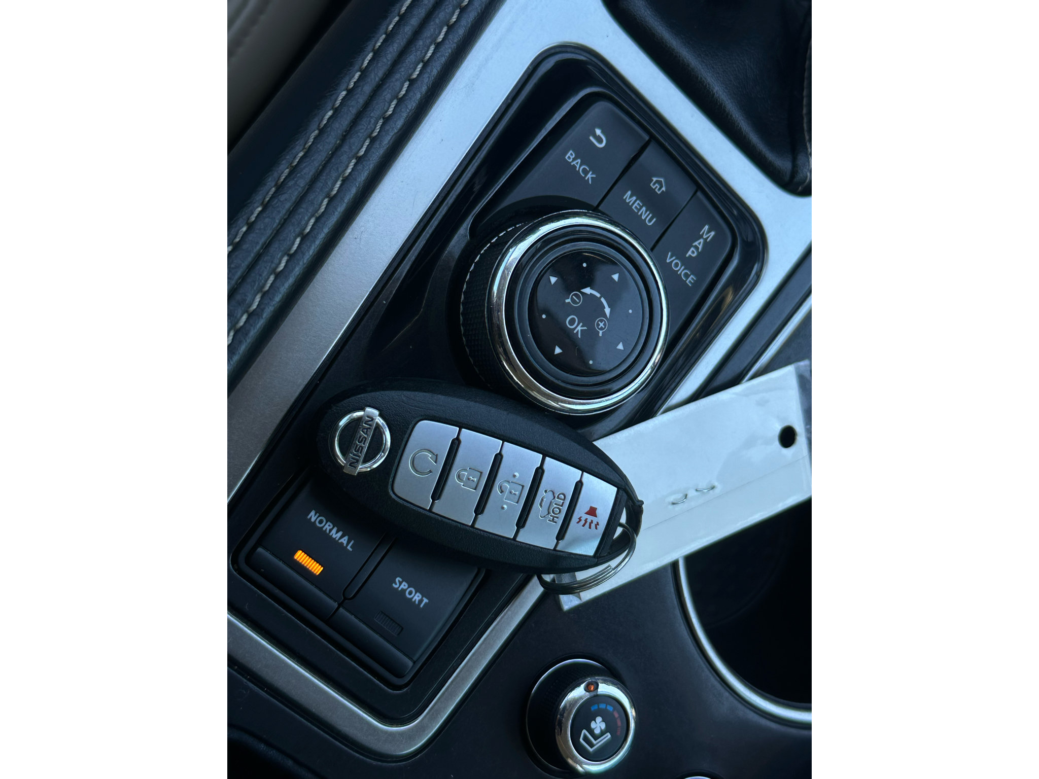 Used 2018 Nissan Maxima Platinum FWD image 26