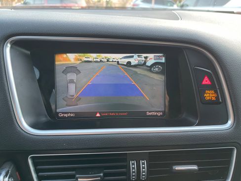 Used 2016 Audi Q5 2.0T Premium Plus w/ Technology Package image 21