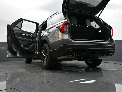 New 2026 Ford Explorer ST AWD/4WD image 36