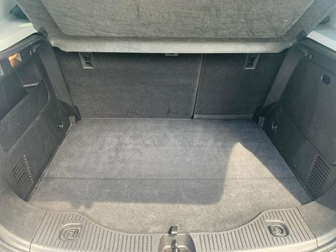 Used 2020 Chevrolet Trax LT w/ LT Convenience Package image 22