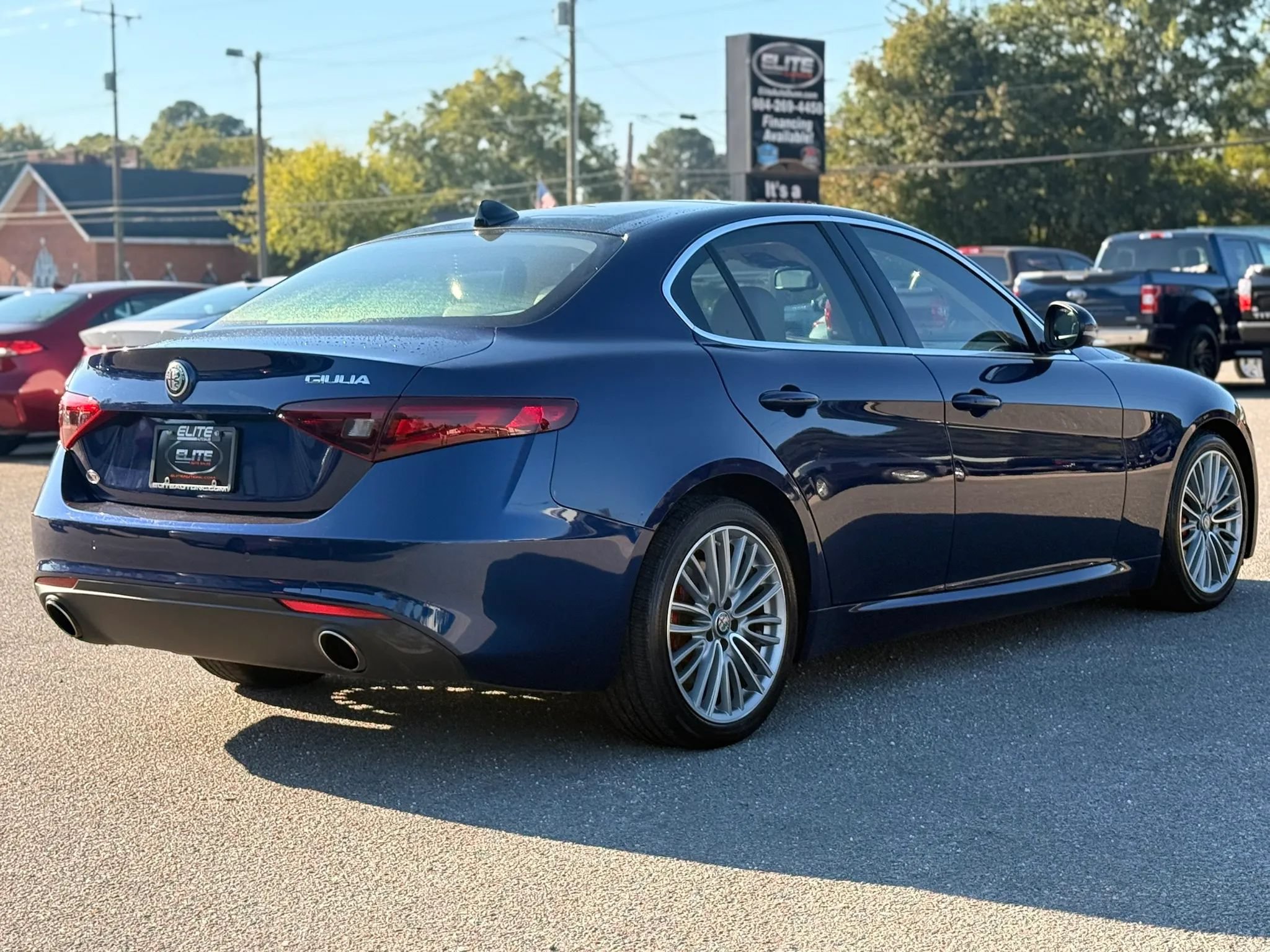 Used 2018 Alfa Romeo Giulia Ti w/ Quick Order Package 22Z Lusso RWD image 9