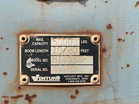 Used 2017 Ford F550 2WD Regular Cab Super Duty image 15