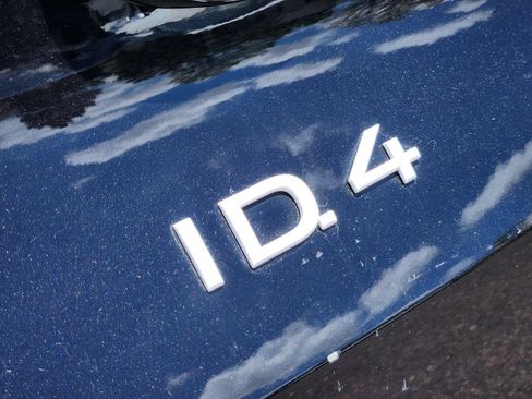 Certified 2023 Volkswagen ID.4 Pro AWD/4WD image 8