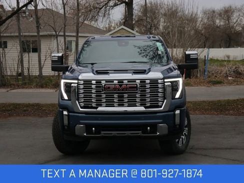 New 2026 GMC Sierra 2500 Denali w/ Denali Reserve Package AWD/4WD image 2