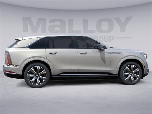 New 2025 Cadillac Escalade IQ Luxury 2 image 5