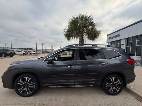 Used 2024 Subaru Ascent Touring w/ Popular Package #2 AWD/4WD image 5