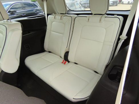 Used 2023 Lincoln Aviator Black Label Grand Touring w/ Class IV Trailer Tow Package image 20