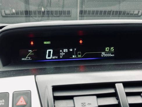 Used 2012 Toyota Prius V Five FWD image 31