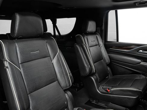 Used 2021 Cadillac Escalade ESV Premium Luxury w/ Driver Assist Tech Package image 23