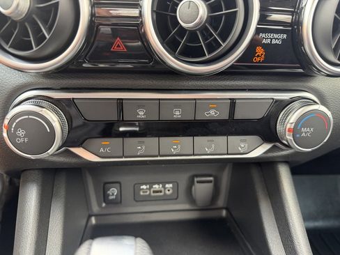 Used 2024 Nissan Sentra SV FWD image 20
