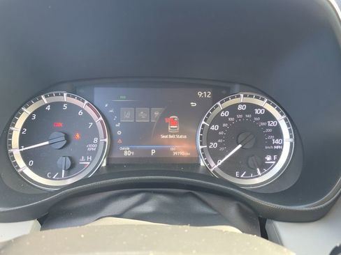 Used 2023 Toyota Highlander L FWD image 22