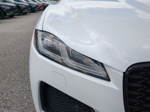 New 2026 Jaguar F-PACE R-Dynamic S image 9