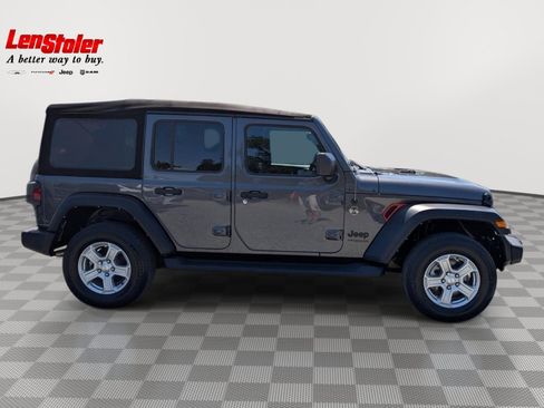 Used 2022 Jeep Wrangler Unlimited Sport AWD/4WD image 6