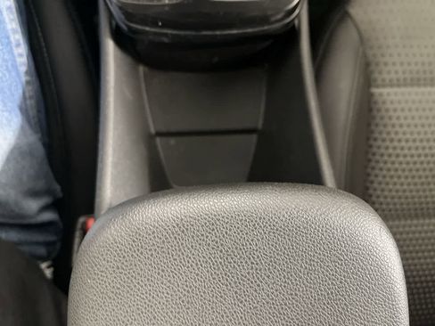 Used 2024 Chevrolet Trax LT image 22