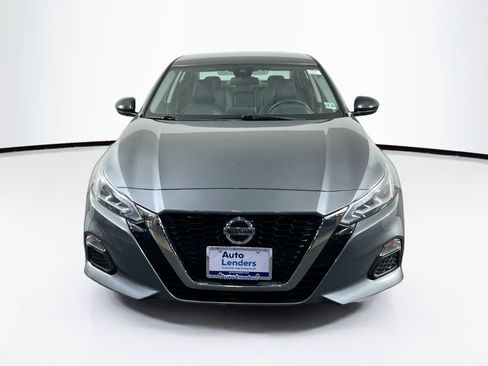 Used 2020 Nissan Altima 2.5 SR AWD/4WD image 2