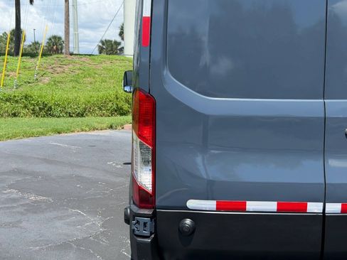 Used 2020 Ford Transit 250 148 High Roof Extended RWD image 10