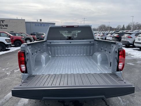 Used 2024 GMC Sierra 1500 Elevation image 33