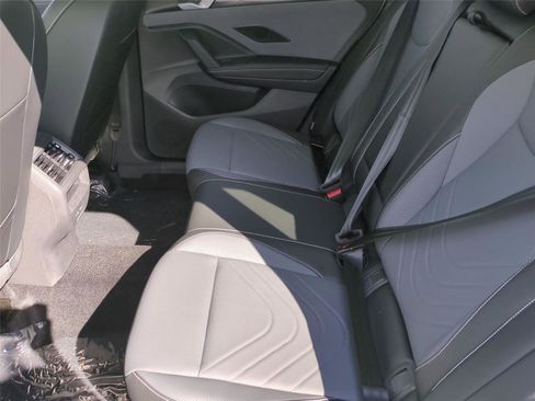 New 2026 Volkswagen Tiguan SE AWD/4WD image 16